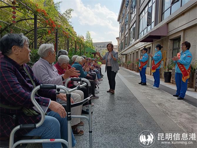 唱响《没有共产党就没有新中国》颂党恩