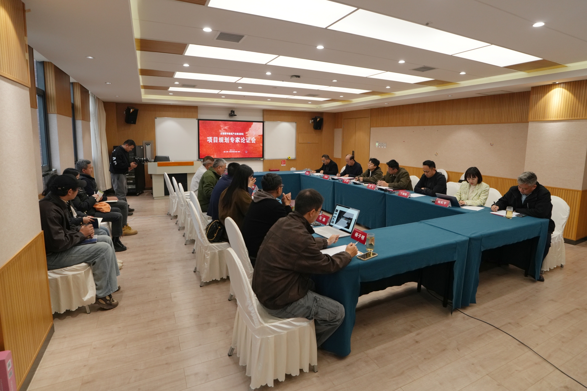 微信图片_20251118194305_156_180