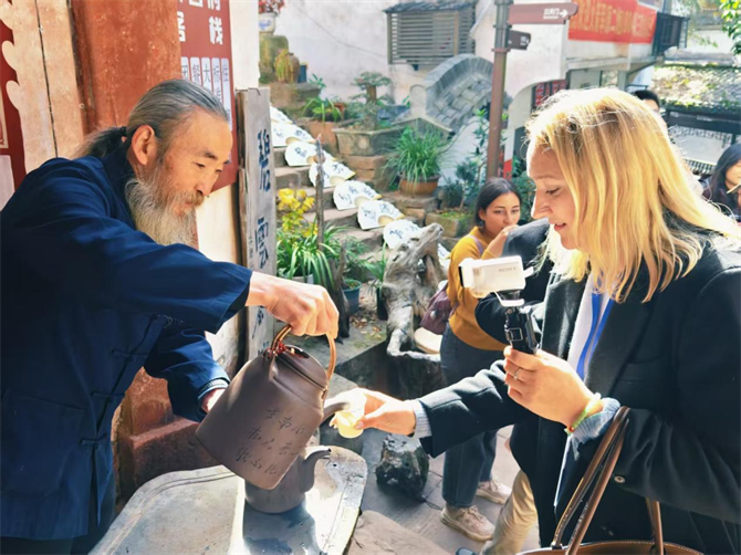 2882921e-2bef-40dc-b937-4e6e2aed70b0.1267x9505