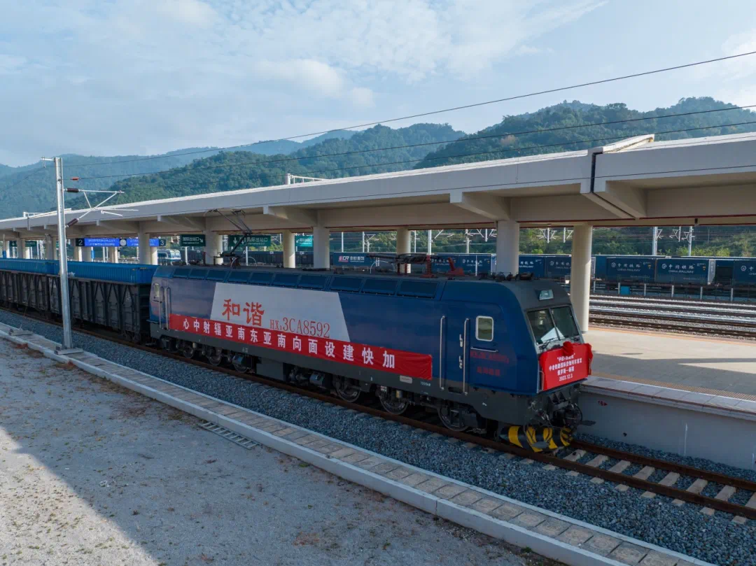 “中欧+澜湄线” (2).jpg