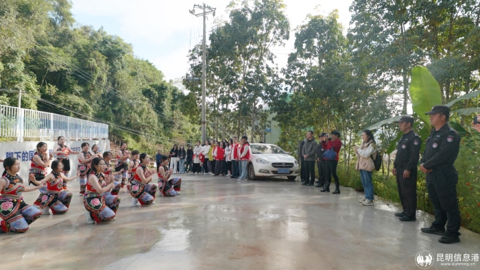 PANA7880.00_00_01_24.Still002 PANA7880.00_00_01_24.Still002