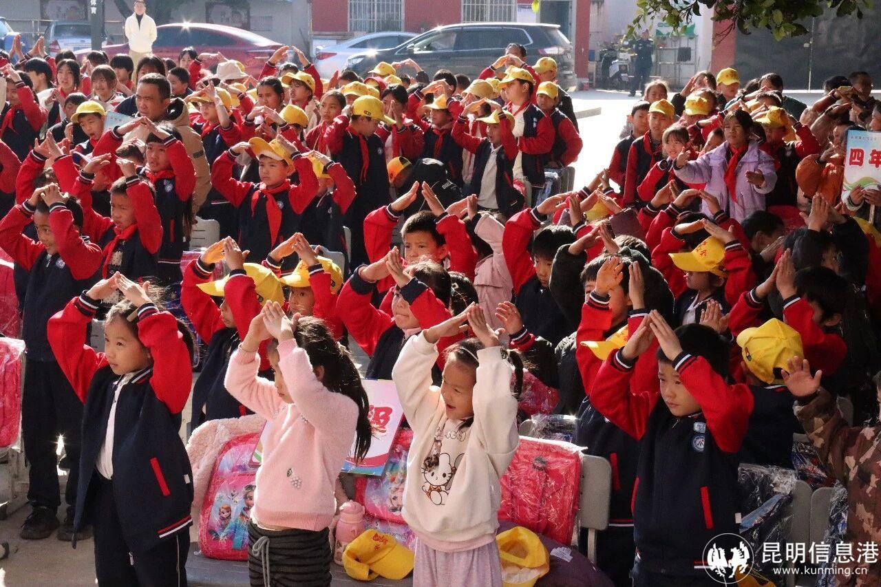 7afbdf453e80b8f0ecb8739e99bc4222