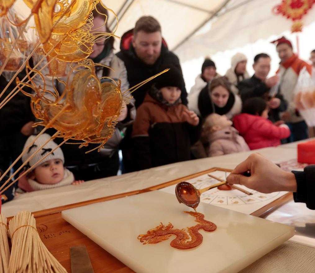 特稿丨骁行万里 四海同春——世界在马年春节感受中国文化魅力