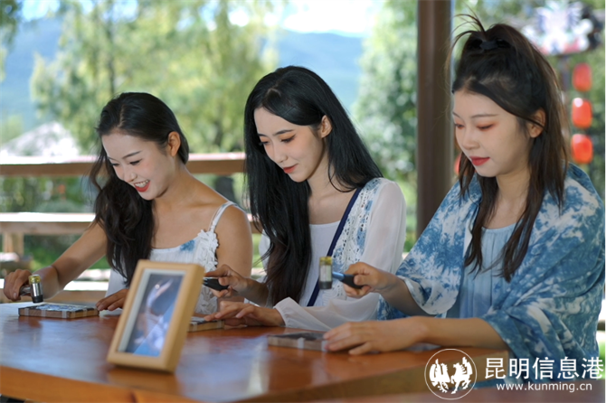 图片8 图片8