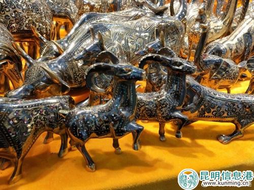 6368eee4gy1fsag8vkfomj20zk0qo15h06