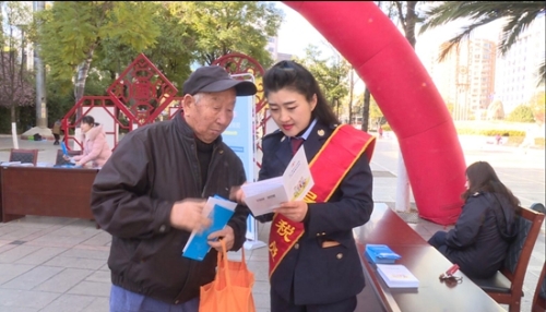 官渡区税务局积极开展形式多样的个人所得税政策宣传活动