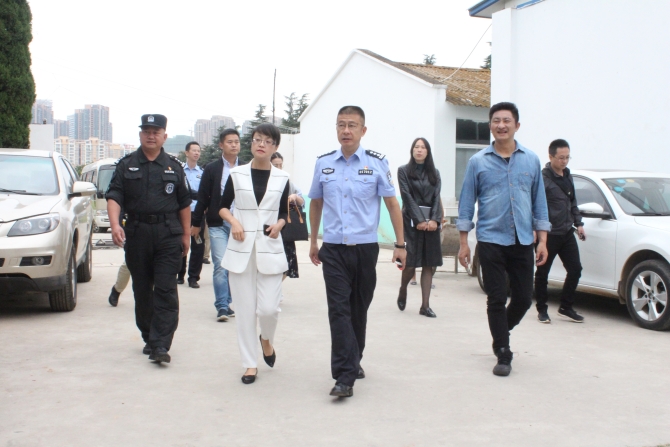 调研巡特警大队