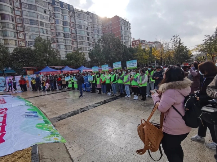 640.webp (1) 640.webp (1)