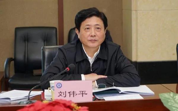 W020210406322376343827