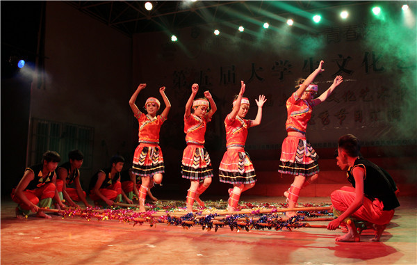 学生文艺活动：竹林深处 