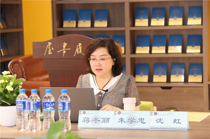 昆明市高考时政专题讲座：正高级教师沈虹