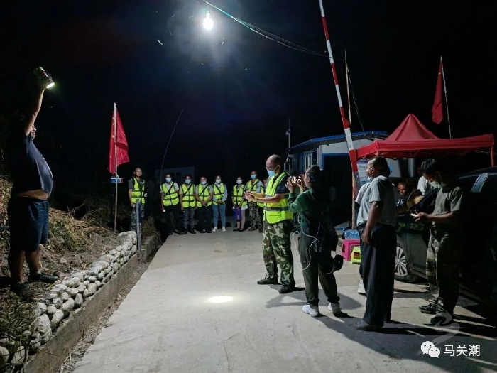 00304317196_0ebf2849