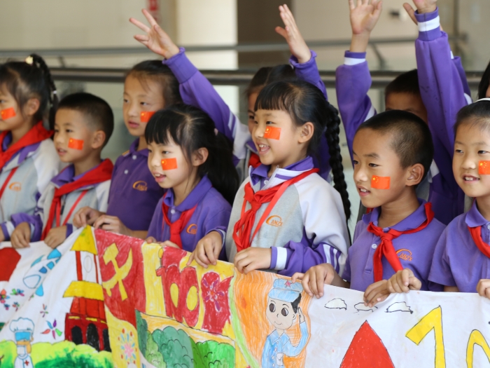 百米绘画长卷活动