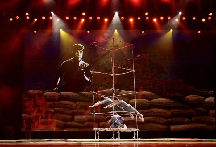 杂技节目—《红色记忆》剧照
