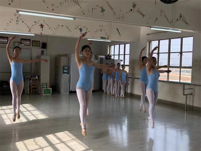 微信图片_20220610213106 微信图片_20220610213106