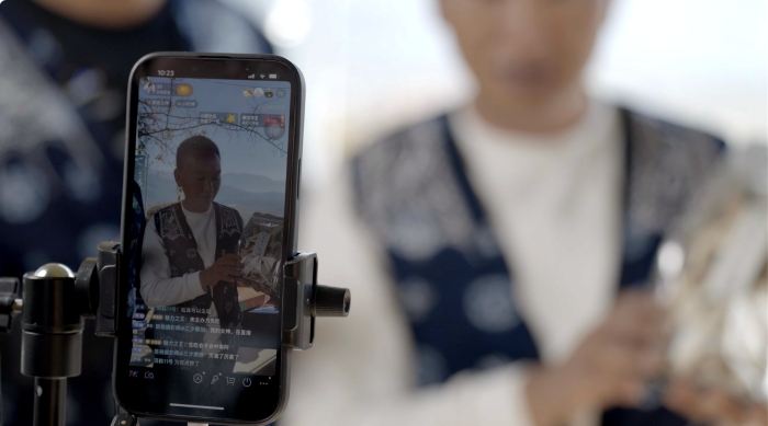 4181ad8991f34a7aef3f0f3e19804d1