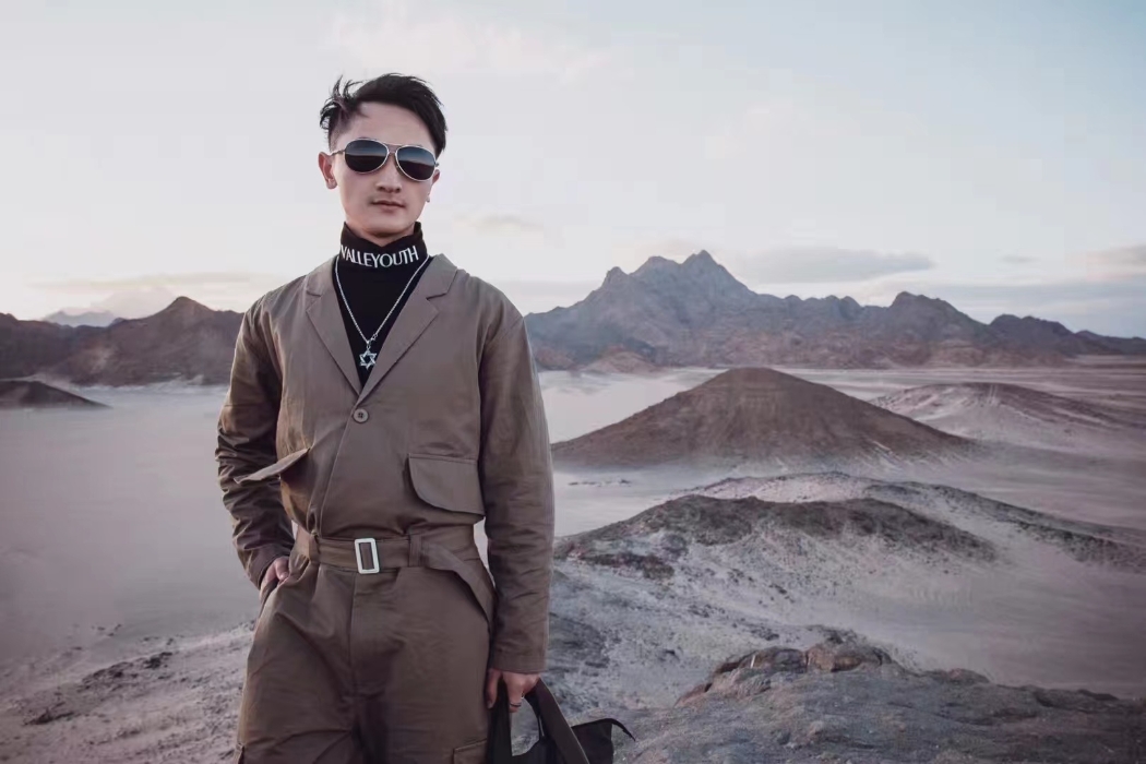 个人照片2 个人照片2