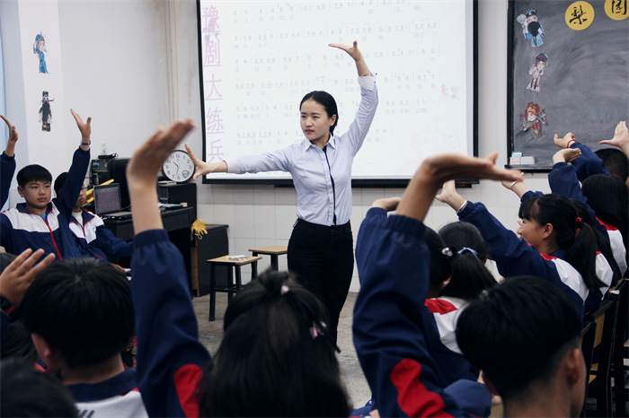 C3FF7A487DD1AD5F2CF87F872875E48F