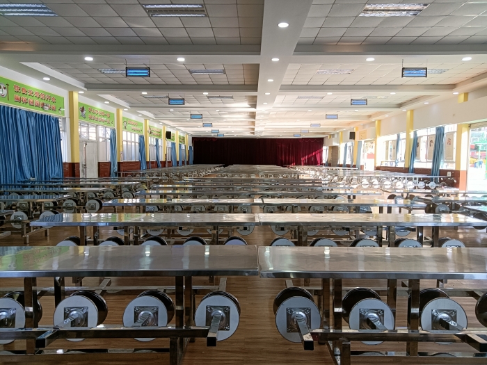 5. 师生餐厅