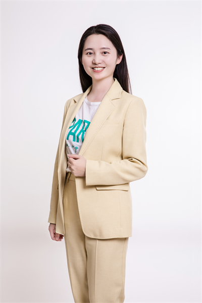 初三三班 任灵曦