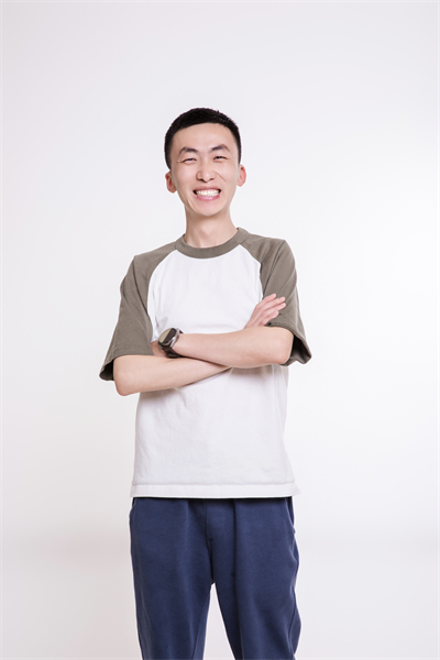 年级主任 汤旭峰