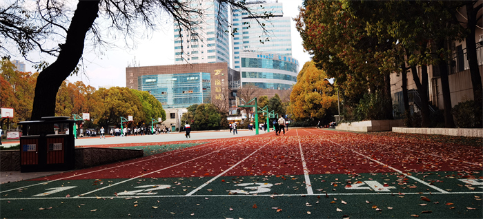 环城南路运动场