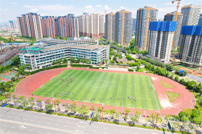 中学部足球场_副本