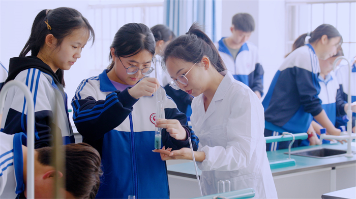 创新与鼓励的照片