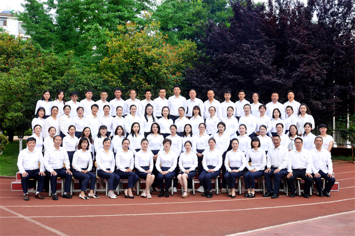 龙泉育才学校师资队伍