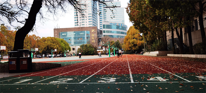 环城南路运动场