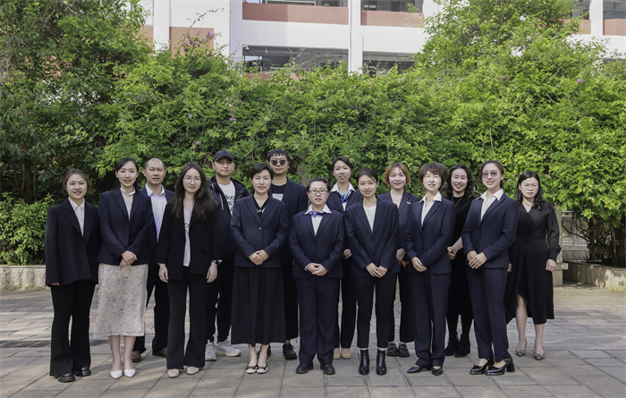 云子学校初中教师团队 云子学校初中教师团队