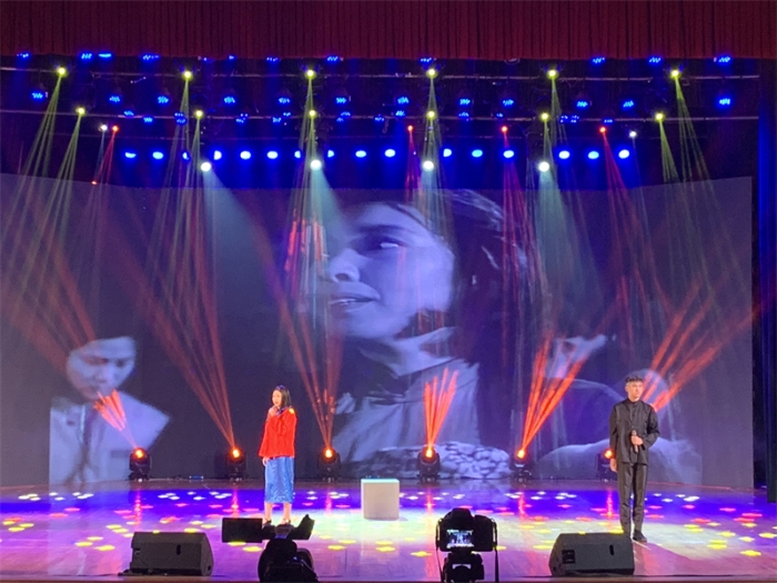 1、学校朗诵作品（红岩魂）获第三届中华经典诵写讲大赛优秀奖