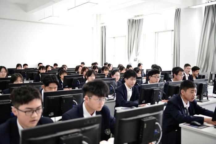 04、多媒体教室实拍