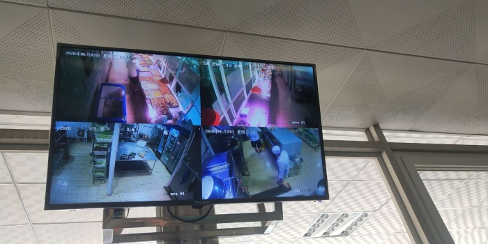 5、校园“明厨亮灶”确保食品安全 5、校园“明厨亮灶”确保食品安全