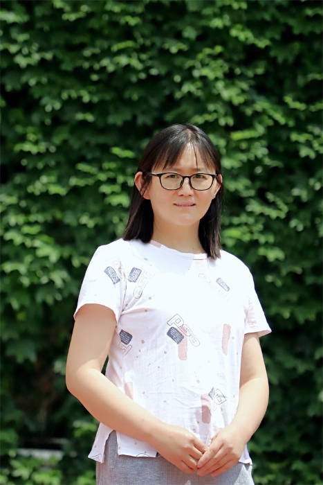 区教坛新秀：朱艳群