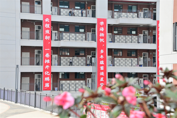 86042912-a30c-4792-89db-490e14a14806 86042912-a30c-4792-89db-490e14a14806