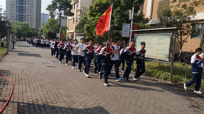 特色跑步2 - 副本 特色跑步2 - 副本