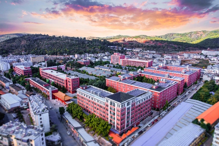 云南民族大学附属中学西山分校2