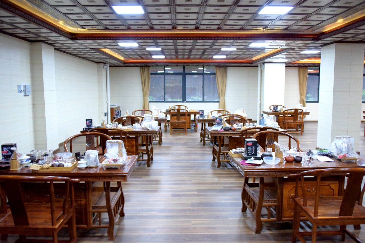 高标准配置  高起点办学