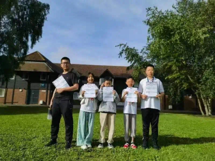 外语教学增加照片