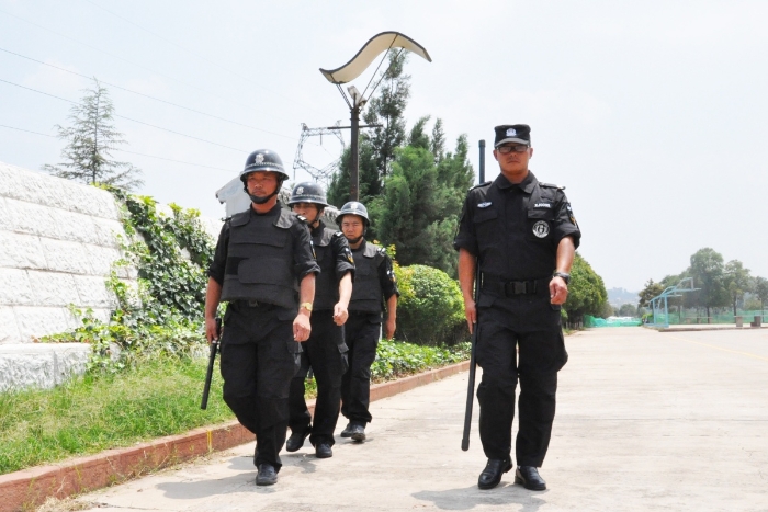 全天候武装巡逻(1)