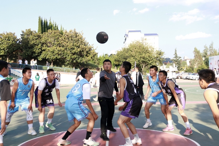 华清杯篮球赛