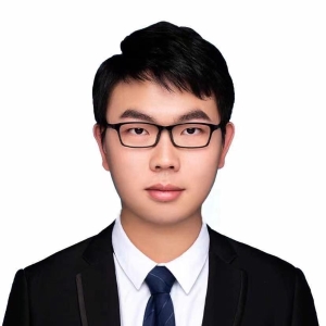 齐新鸣：龙泉育才学校2013届中学毕业生，毕业于上海科技大学，现在上海牧业有限公司，担任部门经理（工程师）