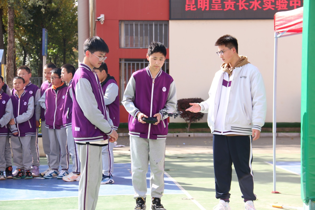 多维课程 点亮潜能