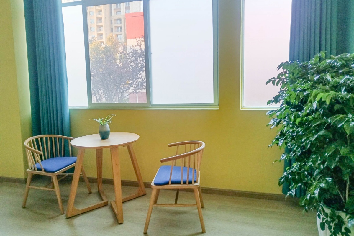 心育护航 青春向阳