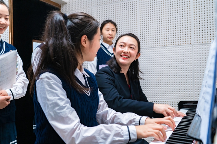 8、 弹唱教学、钢琴课教学-1 8、 弹唱教学、钢琴课教学-1