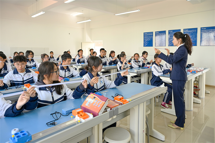 20240318物理实验室3 20240318物理实验室3