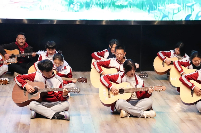 吉他社团 吉他社团