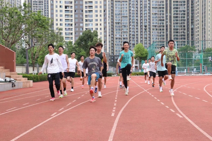 体能训练社团 体能训练社团