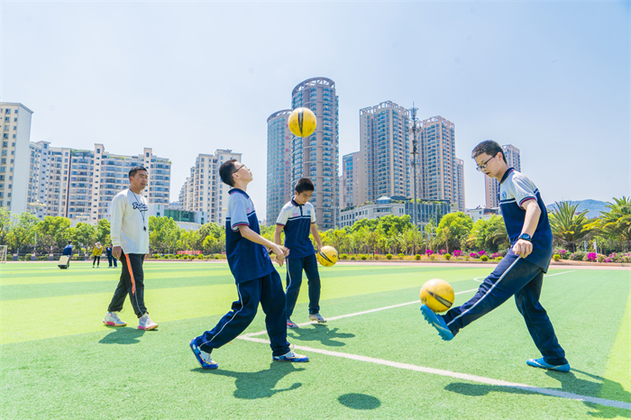 足球选修课 足球选修课